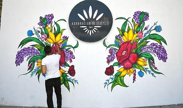 Belediye hizmet kompleksinin duvarları “mural” adı verilen resimlerle süslendi
