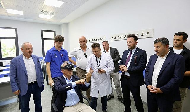 Küçükçekmeceli gençlere sanattan, spora, eğitimden, sosyal yaşama pek çok alanda