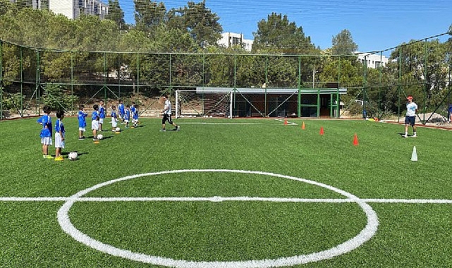 İzmir Büyükşehir Belediye Başkanı Tunç Soyer’in İzmirlilerin doğa ve ormanlarla