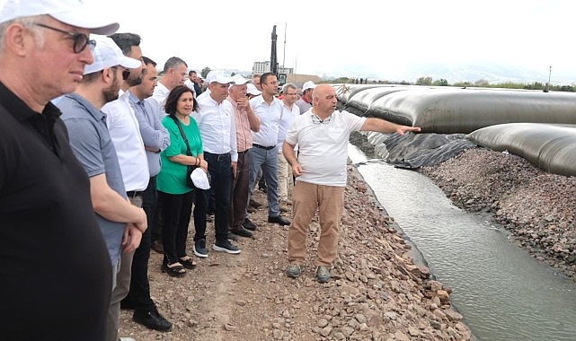 Büyükşehir’in, İzmit Körfezi’ni devasa bir akvaryum haline getirecek Dip Çamuru