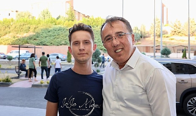 Belediye Başkanı Dr. Mehmet Savran, her hafta farklı mahallelerde vatandaşlarla