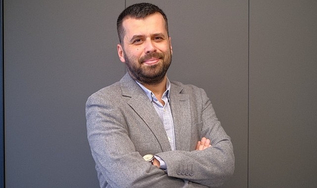 Global mobil reklamcılık pazarının büyüme hızı, tarihinde ilk defa yavaşladı.