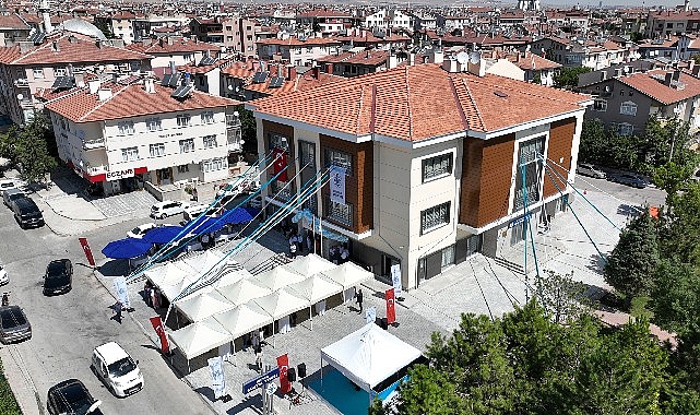 Selçuklu Belediyesi tarafından Bedir Mahallesi’ne kazandırılan Bedir Sosyal Tesisi’nin açılışı