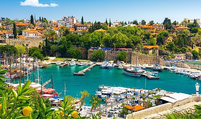 Müşteri memnuniyetinde üst üste 3. kez turizm sektörü birincisi* olan