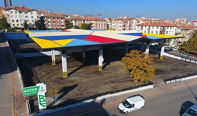 Çankaya Belediye Başkanı Alper Taşdelen, biri kapalı 4 yeni pazar