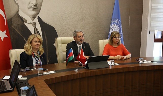 Azerbaycanlı Zahra, Ankara Tıp’a Yerleşerek Hayalini Gerçekleştirdi