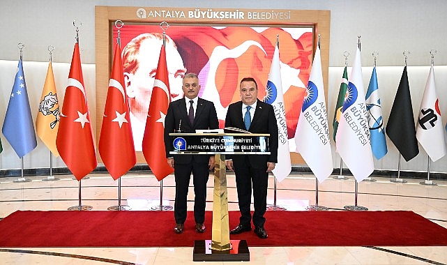 Valiler Kararnamesi ile Malatya’ya atanan Vali Ersin Yazıcı Büyükşehir Belediye