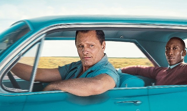 Her Salı saat 21:00’da Yapı Kredi bomontiada Avlu’da sinemaseverler ile buluşan “TV+