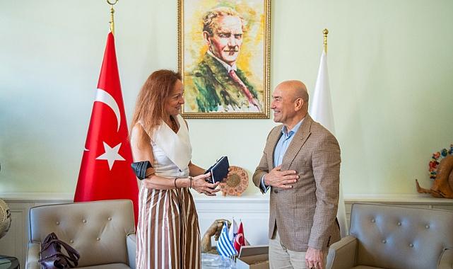 İzmir Büyükşehir Belediye Başkanı Tunç Soyer, görev süresi dolan Yunanistan