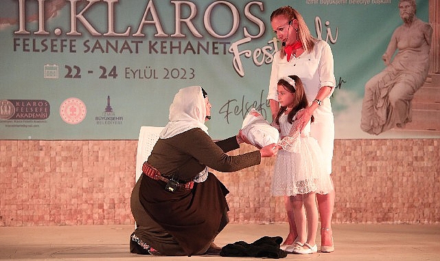 Menderes Belediyesi’nin desteğiyle düzenlenen 2 Klaros Felsefe Sanat Kehanet Festivali