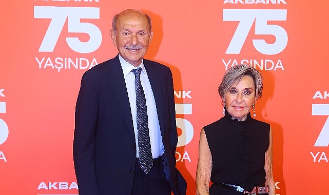 1948 yılında kurulan Akbank, 75 yıllık dönüşüm ve ilerleme yolculuğunu