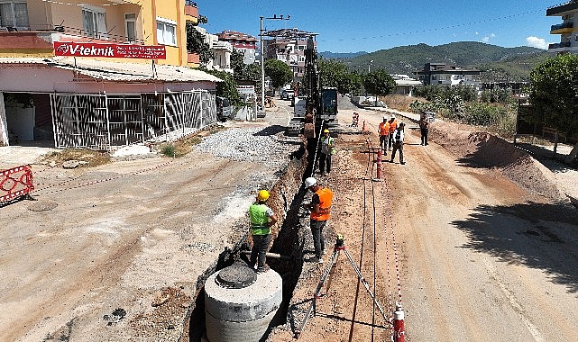 Antalya Büyükşehir Belediyesi ASAT Genel Müdürlüğü Alanya’nın Demirtaş Mahallesi’nde kanalizasyon