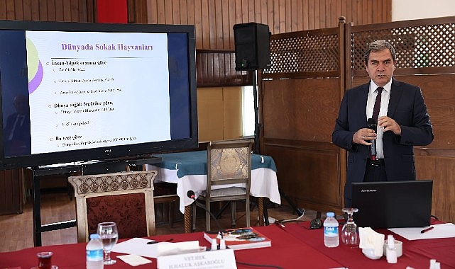 Keçiören Belediyesi tarafından sürdürülen ‘Ankara Buluşmaları’nda bu kez “Kent Hayatı