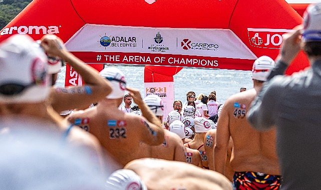 Aroma’nın resmi su sponsoru olarak destek verdiği Uluslararası Arena Aquamasters
