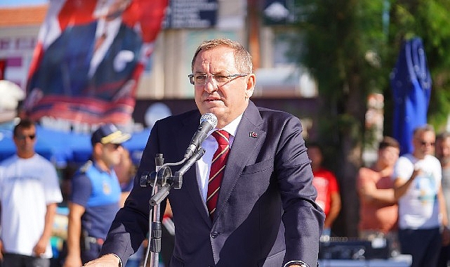 Ayvalık’ta kurtuluşun yüz birinci yıl dönümü gece Onur Akın konseri
