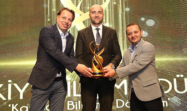 Türkiye Bilişim Derneği (TBD) tarafından kamu projelerinin tanıtılması ve çalışanların
