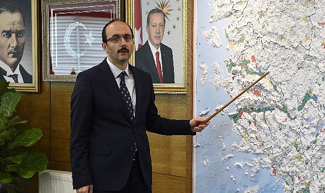 Bergama'da 1500 dekar araziye can suyu vererek bölge ekonomisine 2023