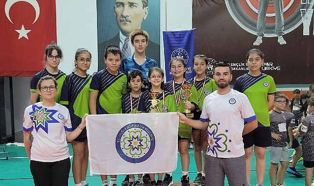 Muğla Büyükşehir Belediyesi Masa Tenisi Sporcuları Zafer Kupası Turnuvası’ndan dört
