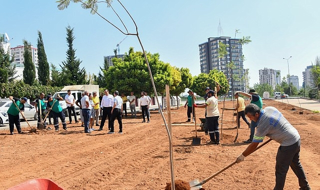 Mersin Yenişehir Belediyesi, Fuat Morel Mahallesi’nde oluşturduğu korulukla kente yeşil