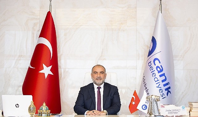 Canik Belediye Başkanı İbrahim Sandıkçı, Mevlid Kandili münasebetiyle mesaj yayımladı.