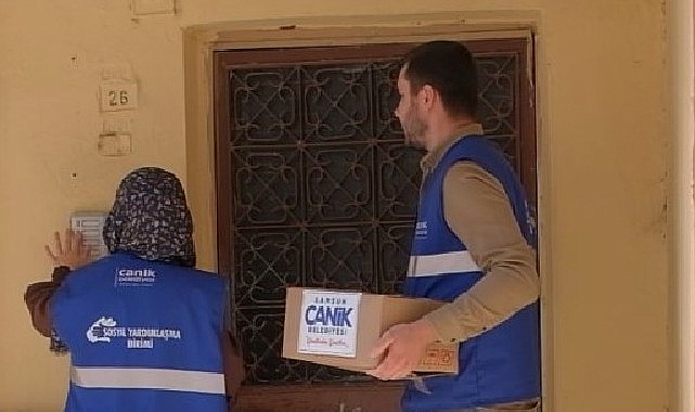 Canik Belediyesi, ihtiyaç sahibi aileler için seferber oldu.