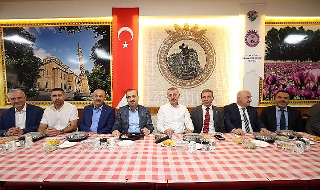 Kocaeli Büyükşehir Belediye Başkanı Tahir Büyükakın, Darıca-Gebze Afyonkarahisarlılar Eğitim Kültür