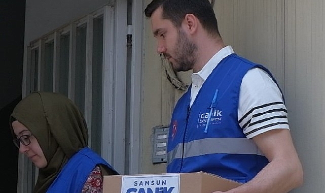 Başkan Sandıkçı, “Vatandaşlarımızı tek tek ziyaret ediyor, gönüllere ulaşıyoruz”