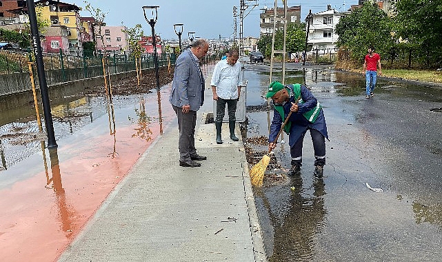 Canik Belediye Başkanı İbrahim Sandıkçı, şiddetli yağışlara karşı ilçede gerçekleştirilen