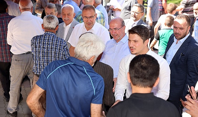 Selçuklu Belediye Başkanı Ahmet Pekyatırmacı, Cuma buluşmaları kapsamında Fatih Mahallesi'nde