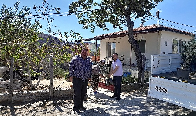 Edremit Belediyesi Ağustos ayında Çanakkale’de yaşanan orman yangınından etkilenen köylere