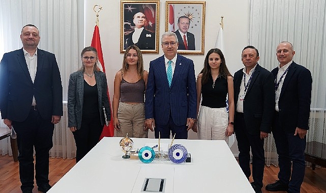 Türkiye’ye ve dünyaya alanında saygın hekimler kazandıran Ege Üniversitesi Tıp