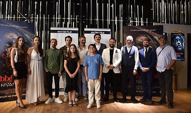 Başarılı yapımcı Emrah Erkoç, sinema dünyasına iddialı bir filmle girdi.