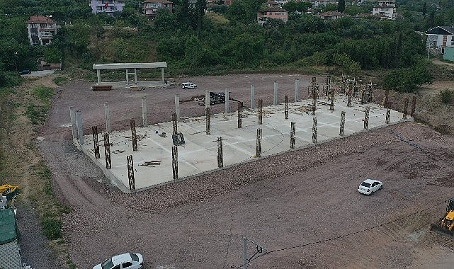 Büyükşehir, ilçenin trafik akışını rahatlatacak olan Karamürsel terminal binası projesinde