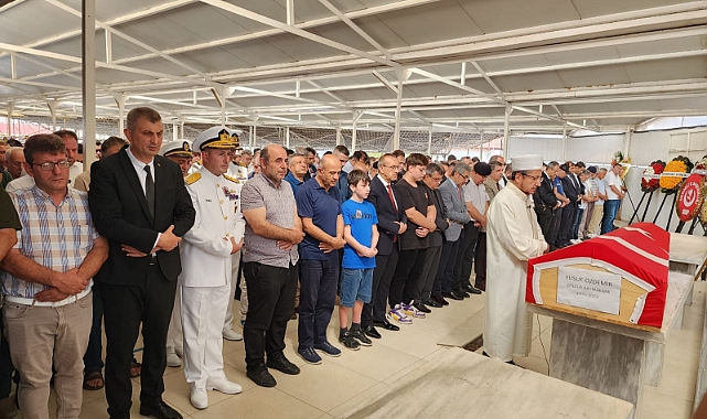 Yakalandığı amansız hastalık sonrasında hayatını kaybeden Gölcük Kaymakamı Yusuf Özdemir’in