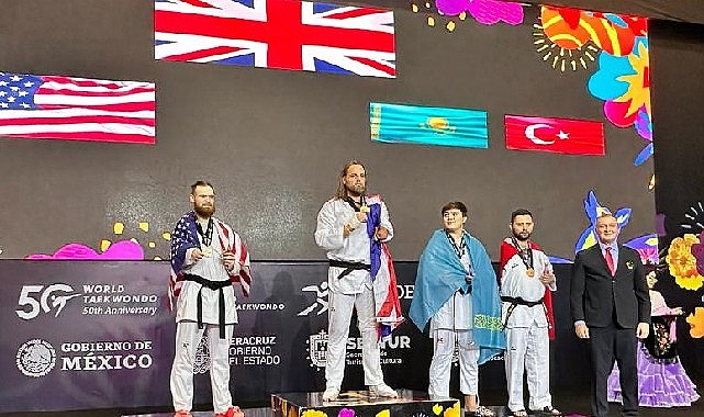 Konya Büyükşehir Belediyespor Taekwondo takımı sporcusu Mehmet Sami Saraç, başarılarına