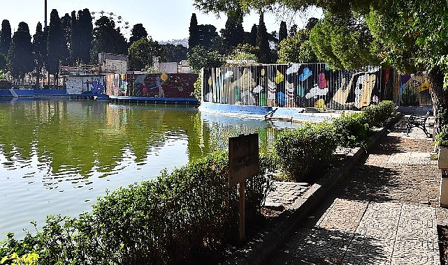 İzmir Büyükşehir Belediyesi, kentin ve ülkenin kültürel geçmişinde önemli bir