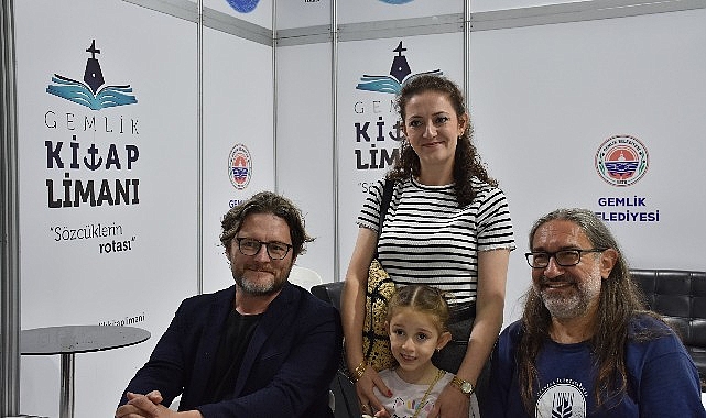 Birçok yazar, şair ve gazetecinin konuk olduğu fuarın bu yılki