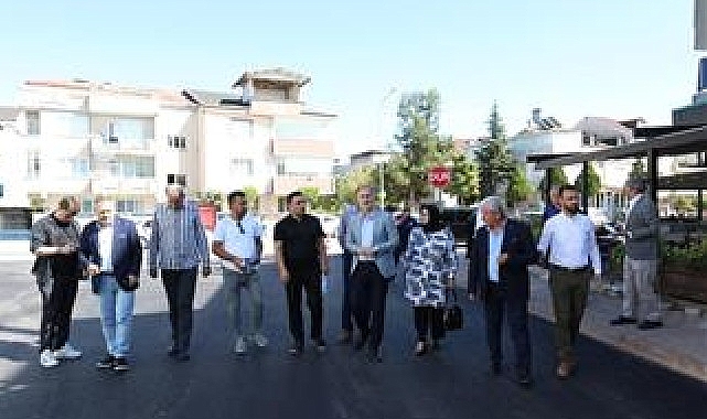 İnegöl Belediyesi, altyapı çalışmalarının tamamlandığı bölgelerde asfalt çalışmalarını sürdürüyor. Bu