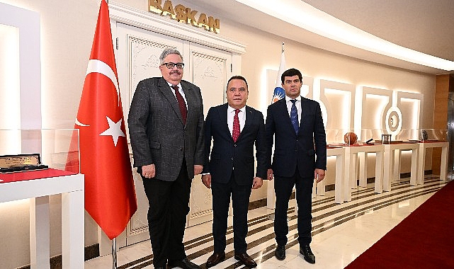Rusya Federasyonu Ankara Büyükelçisi Aleksey Vladimiroviç Yerhov ve Antalya Başkonsolosu