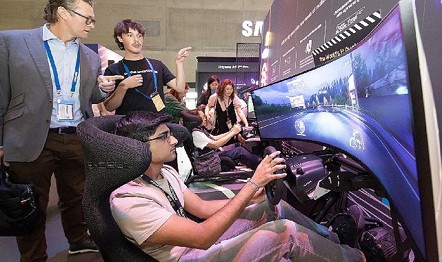Samsung, Avrupa’nın en büyük tüketici elektroniği fuarı olan IFA’da oyunseverleri