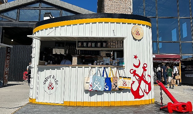 Şehir Hatları’nın İstanbullu kahve tutkunlarının yeni gözdesi haline getirdiği Vapur