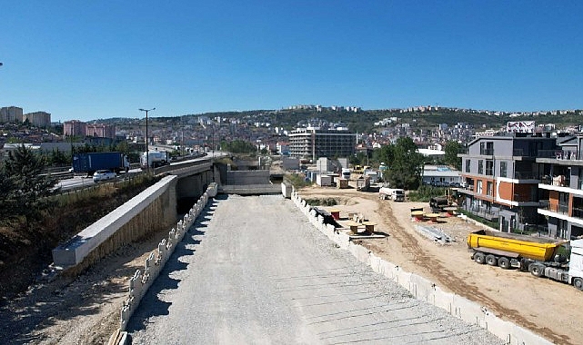 Kandıra yolundaki trafiği kesintisiz bir hale getirmeyi planlayan Büyükşehir Belediyesi,