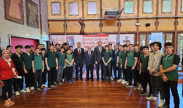 Gölcük Belediyesi, Türk edebiyat dünyasına yön veren sempozyumlar serisinin beşincisi
