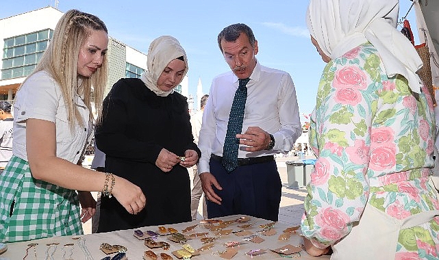 Zeytinburnu Belediyesi, Zeytinburnu Kent Konseyi ve Zeytinburnu Halk Eğitim Merkezi