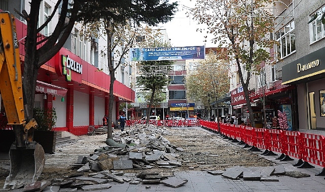 Bağcılar Belediyesi Fen İşleri Müdürlüğü ekipleri tarafından yenileme ve düzenleme