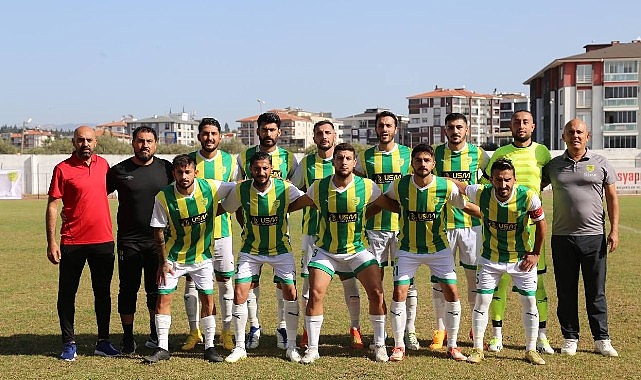 Sezona şampiyonluk hedefleyerek başlayan 1966 Edremitspor Balıkesir Süper Amatör Lig