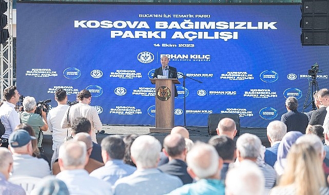 İzmir Büyükşehir Belediye Başkanı Tunç Soyer, Buca Belediyesi tarafından yapılan