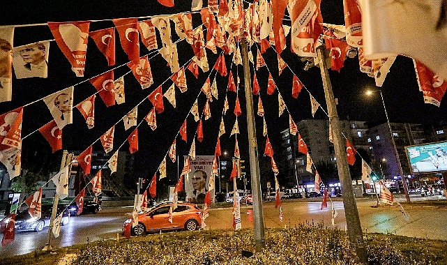 Cumhuriyet’in 100 yılını coşkuyla kutlamaya hazırlanan Bayraklı Belediyesi, kentin tüm