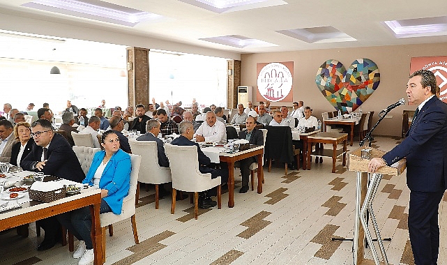 Bergama Belediye Başkanı Hakan Koştu, 19 Ekim Muhtarlar Günü nedeniyle Bergama’nın