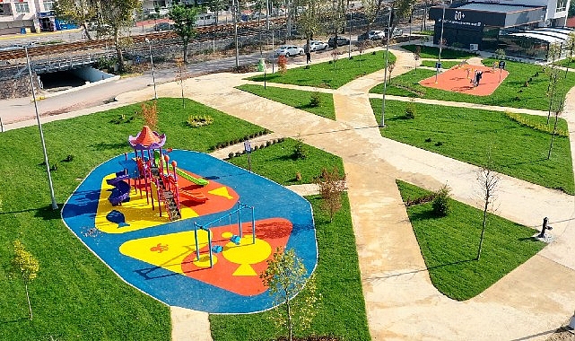 Darıca’dan Karamürsel’e kadar kıyı şeridinde onlarca sahil parkını kente kazandıran